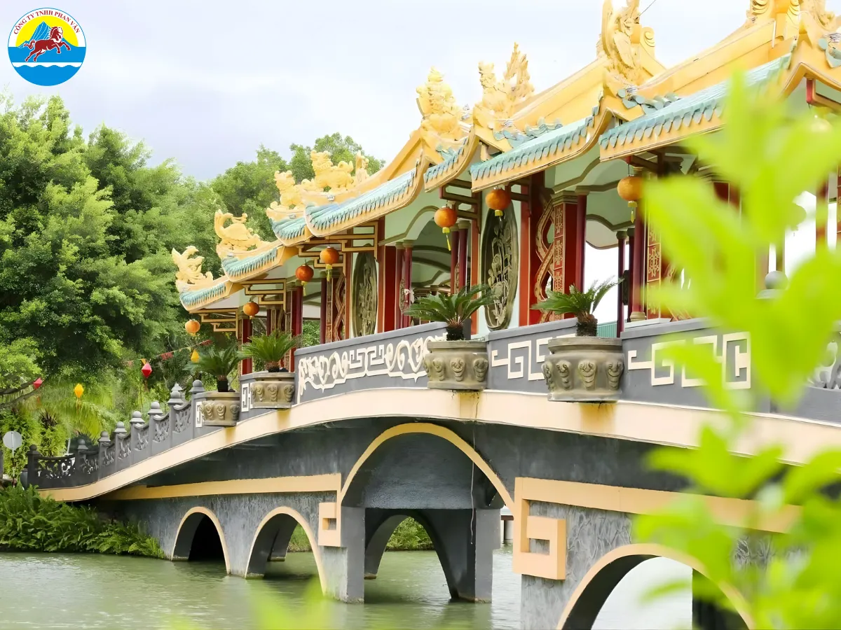 Khu du lịch Long Điền Sơn