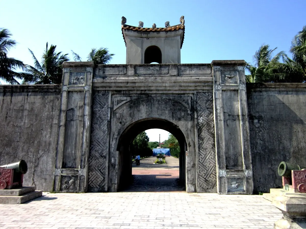 Thành cổ Quảng Trị