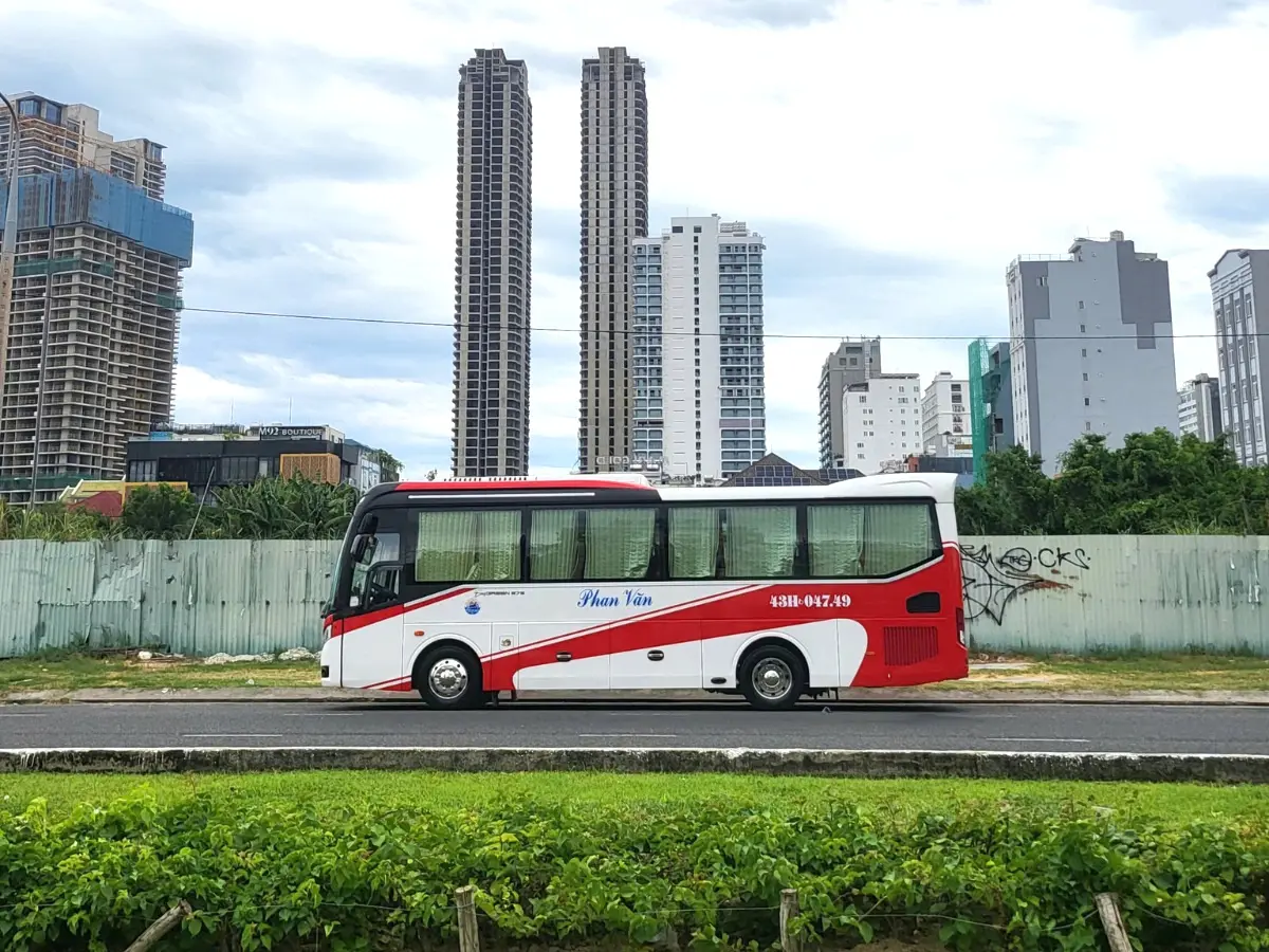 Thuê xe 29 chỗ Đà Nẵng đi Phú Yên giá rẻ
