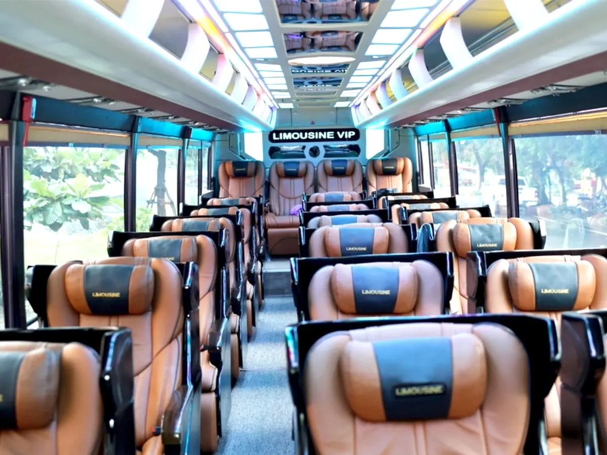 Ghế ngồi bọc da cao cấp, tạo cảm giác khi ngồi