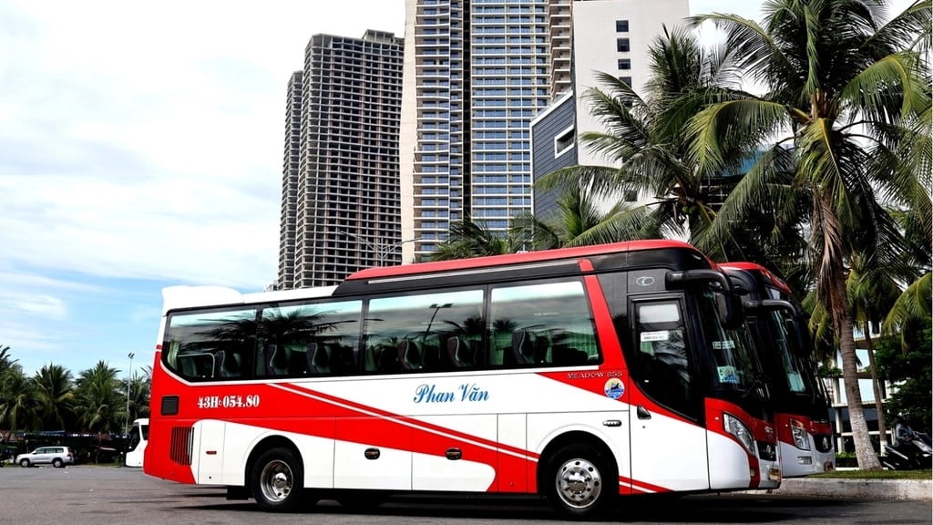 Dịch Vụ Cho Thuê Xe Tại Phan Văn Travel