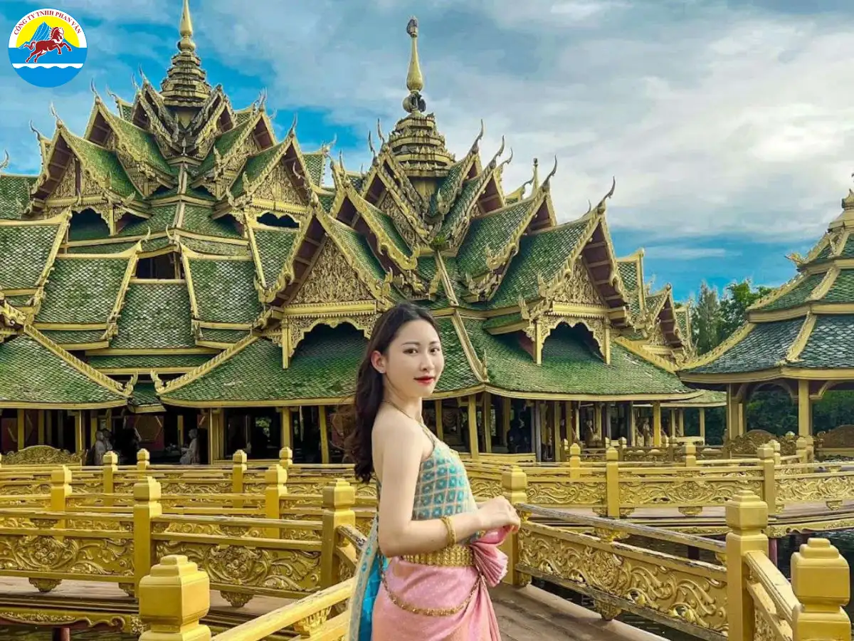 Khi tham gia tour, bạn sẽ nhận được rất nhiều lợi ích