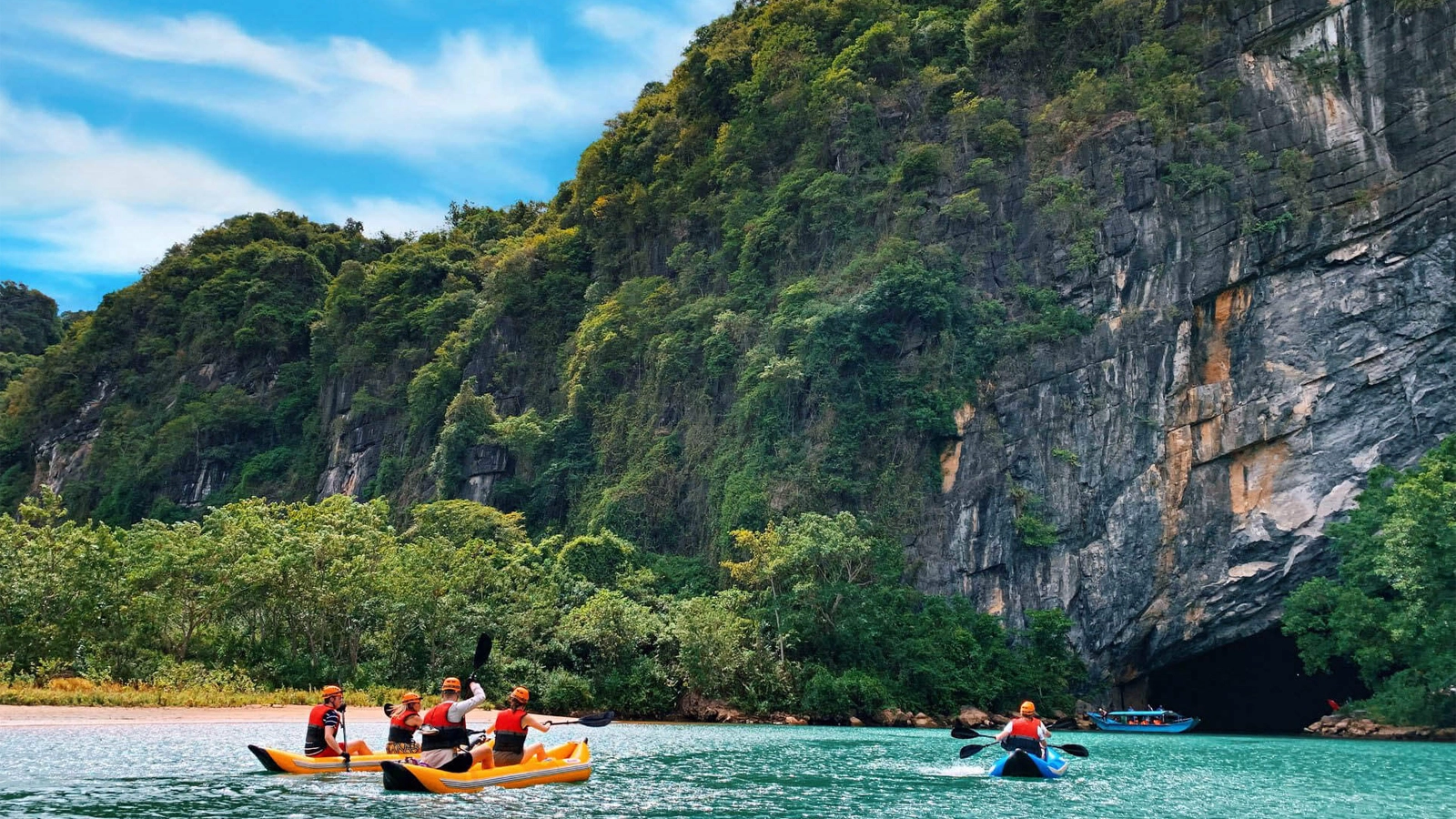 Tìm hiểu về Tour Ghép Quảng Bình