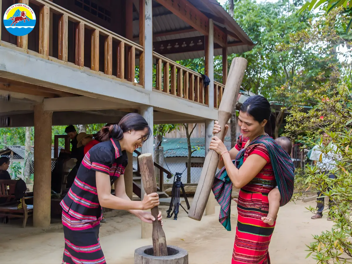 Làng cộng đồng A Roàng