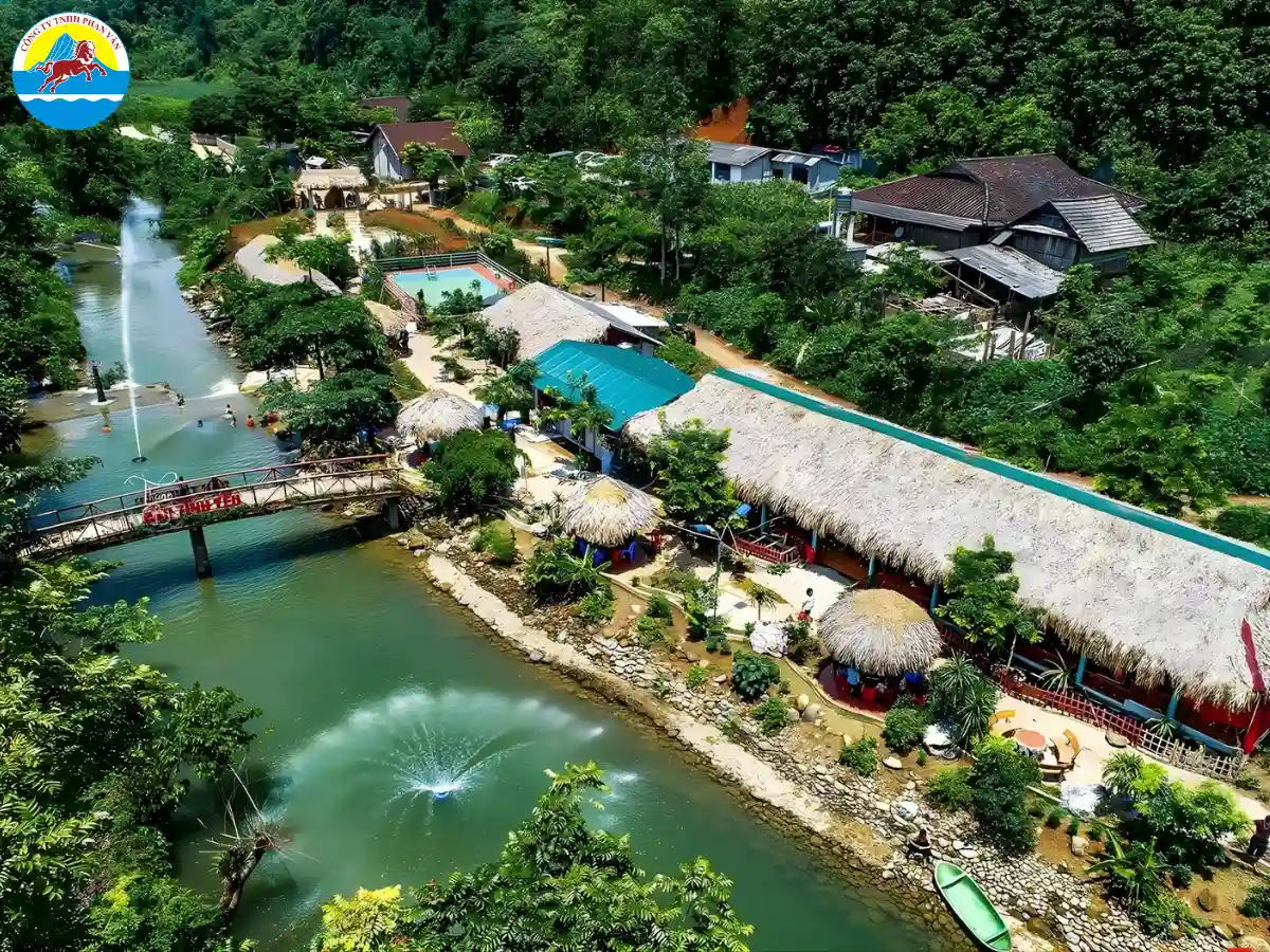 Suối Mỏ Mắm
