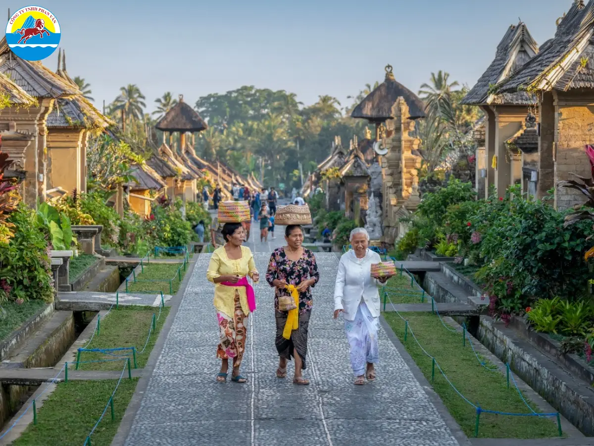 Mùa xuân là thời điểm giao mùa từ mùa mưa sang mùa khô