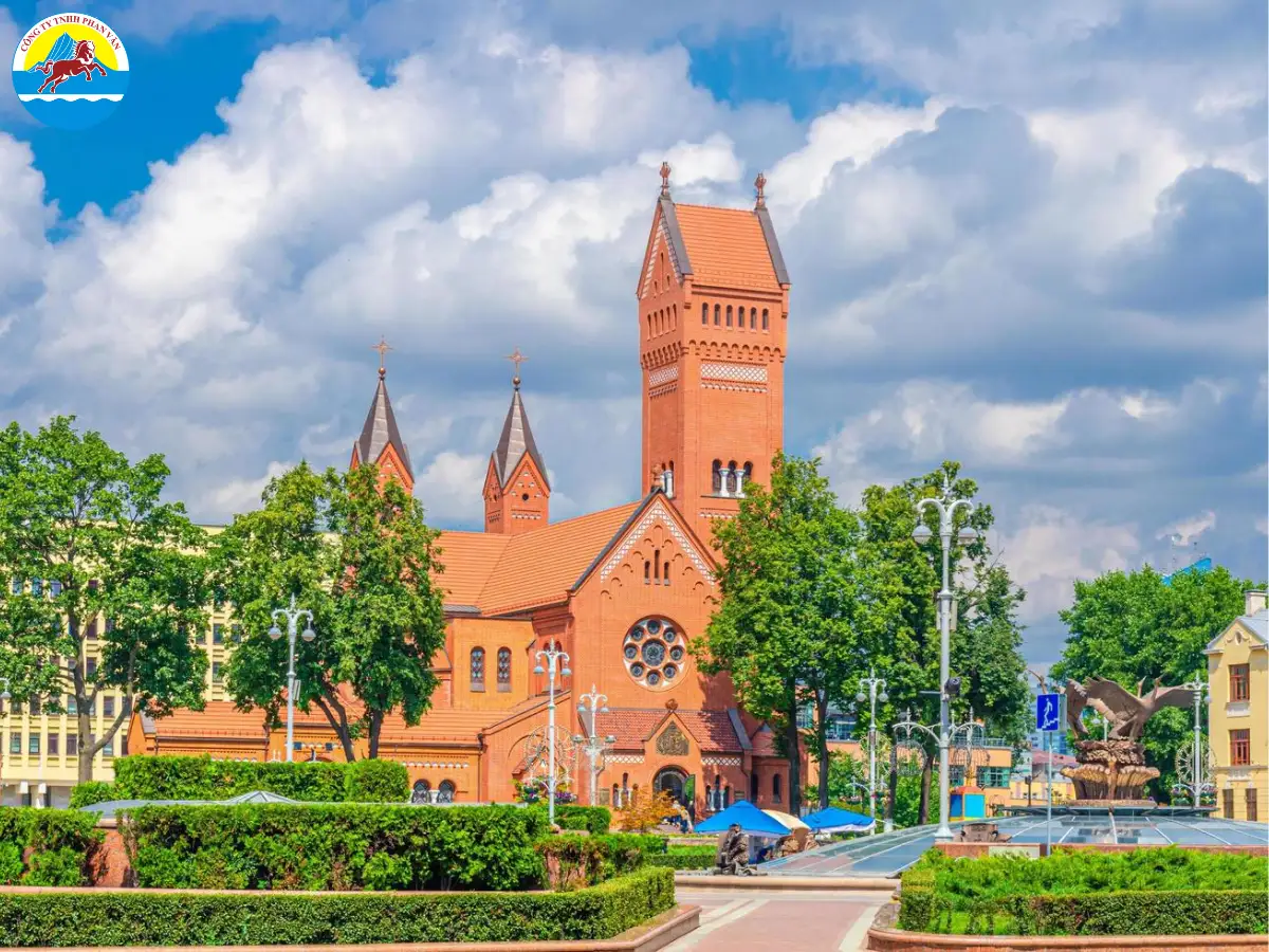 Nhà thờ Thánh Simon và Helena