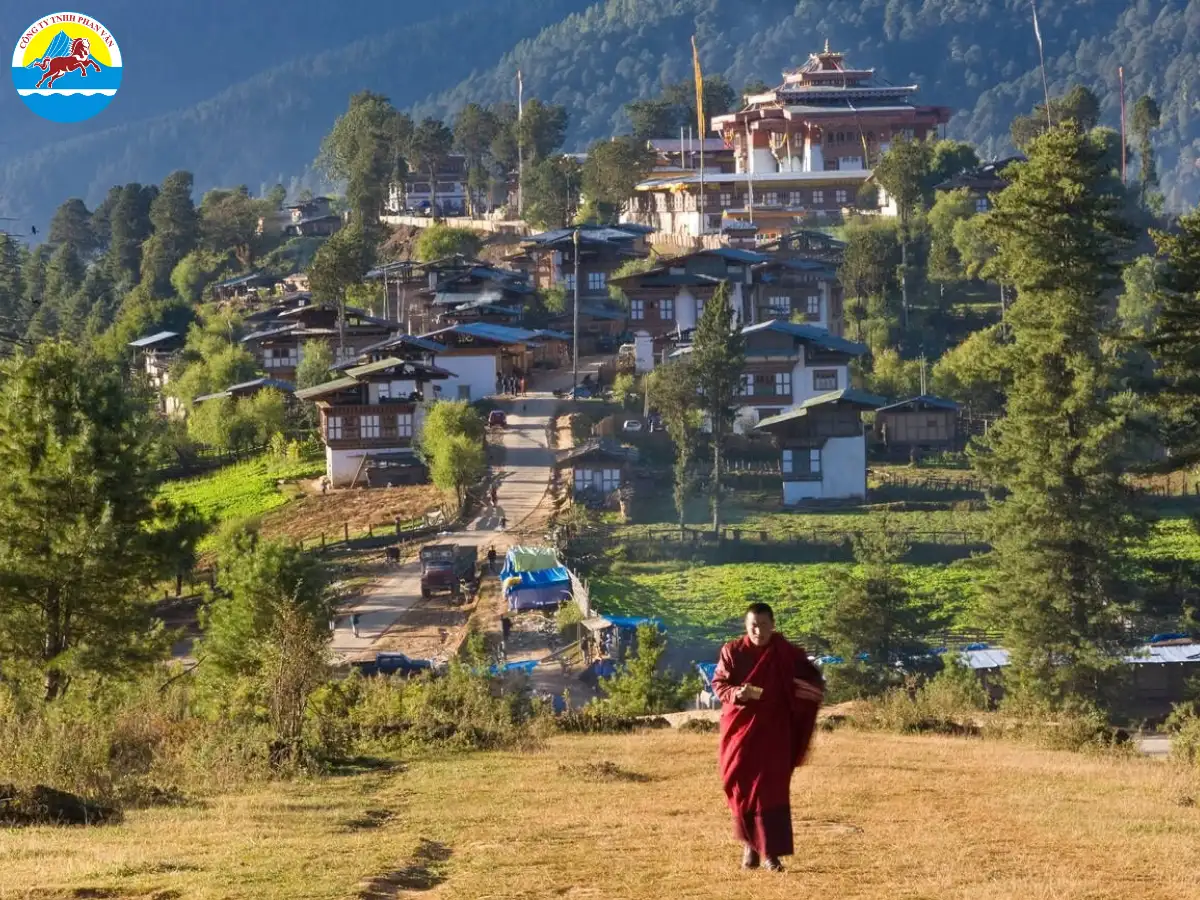 Bhutan là quốc gia Phật giáo bảo thủ với nhiều quy tắc ứng xử nghiêm ngặt