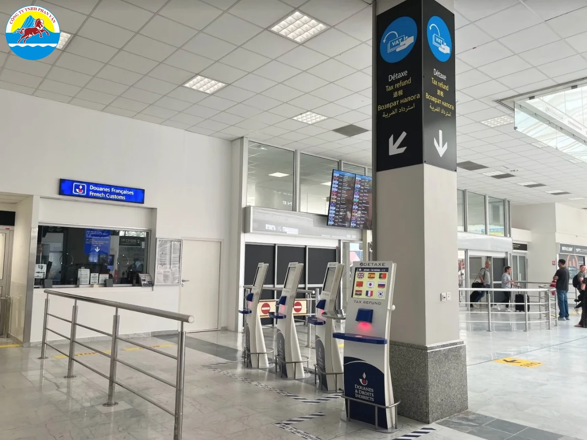 Du khách không phải công dân EU có thể yêu cầu hoàn thuế VAT