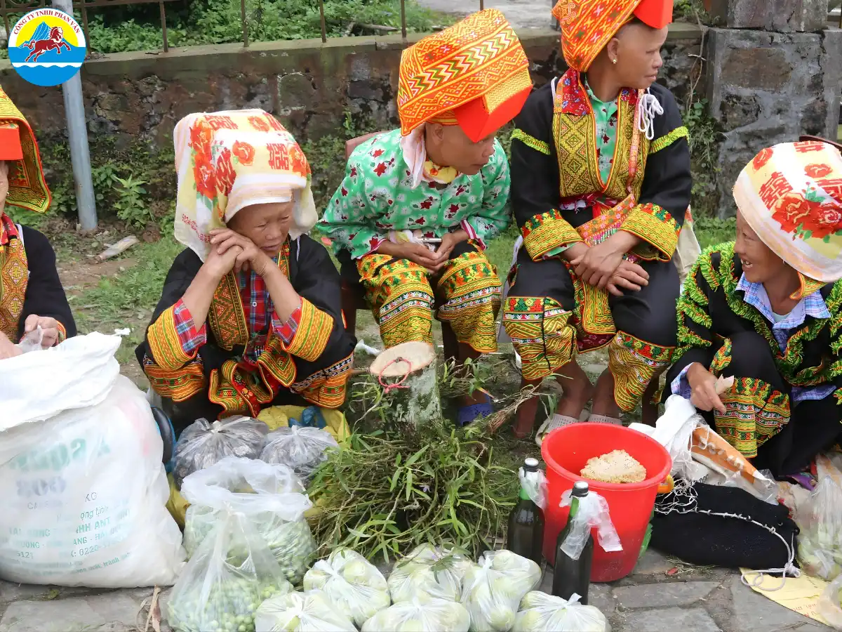Chợ phiên Bình Gia