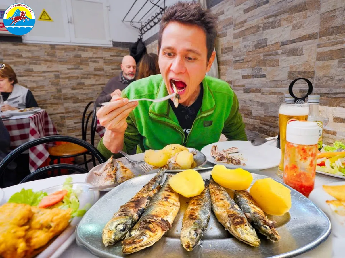 Người Bồ Đào Nha thường dùng bữa tối rất muộn, khoảng 8:30 tối trở đi