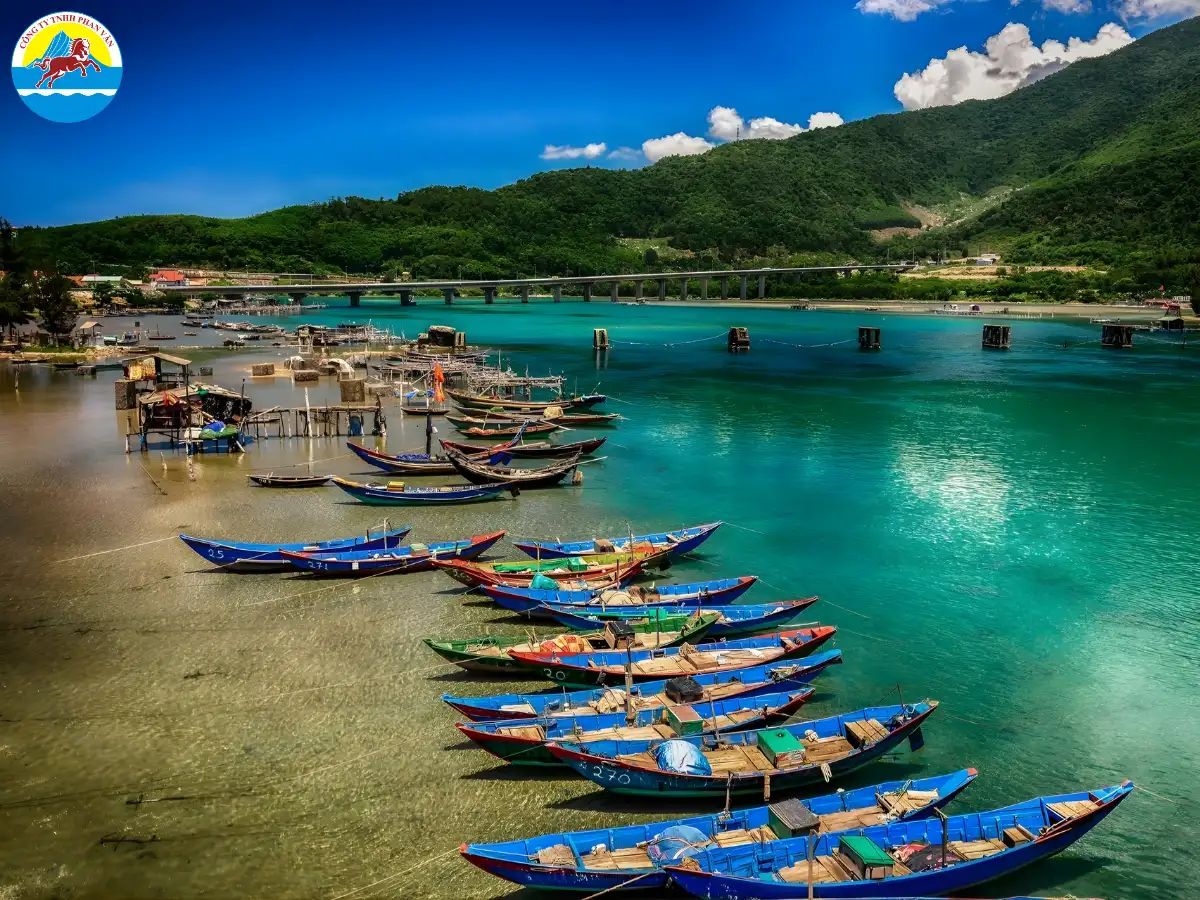 du lịch Lăng Cô