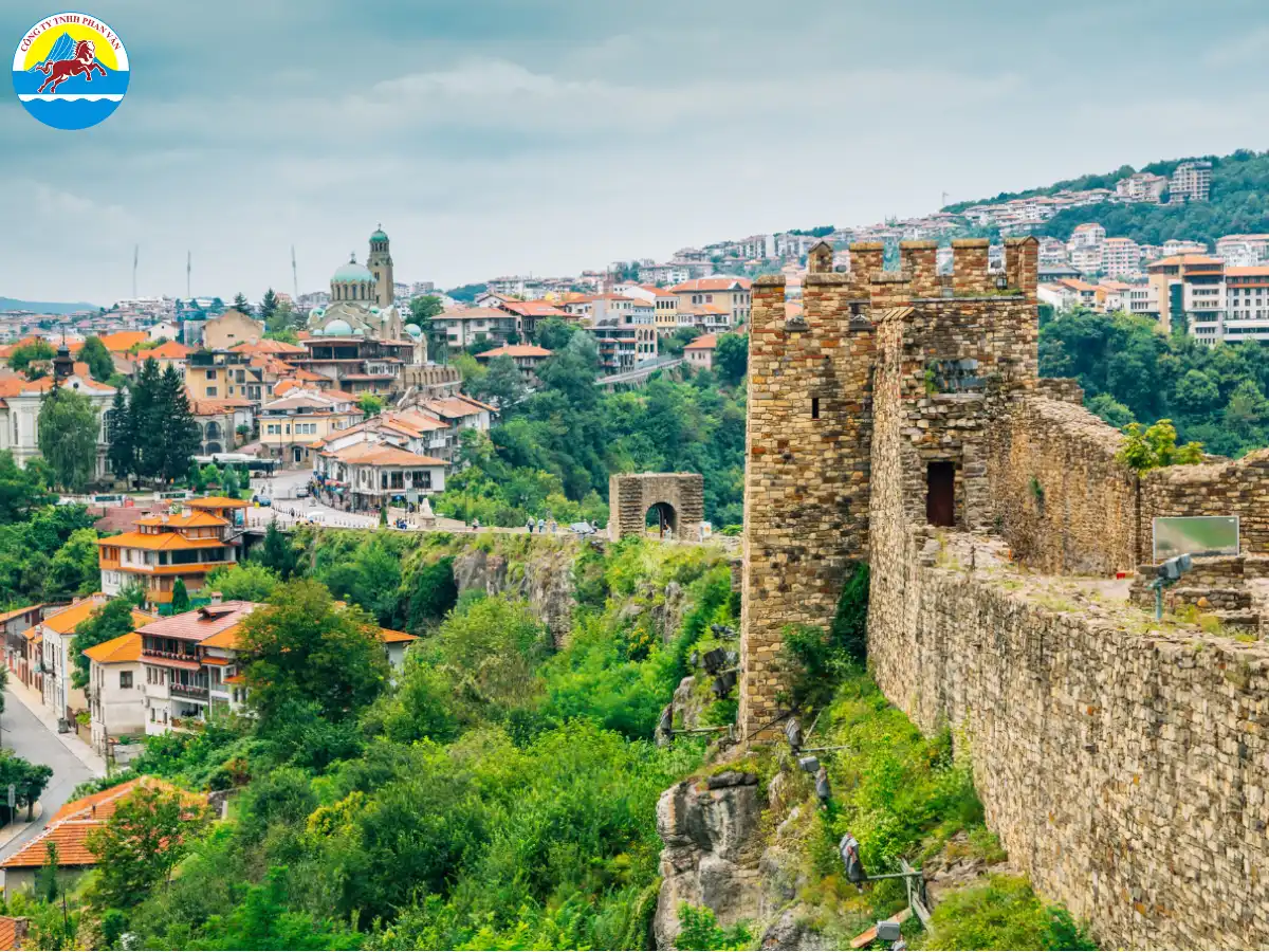 Bulgaria nằm ở khu vực Đông Nam Âu