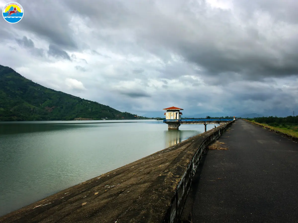 du lịch cam lâm khánh hòa​