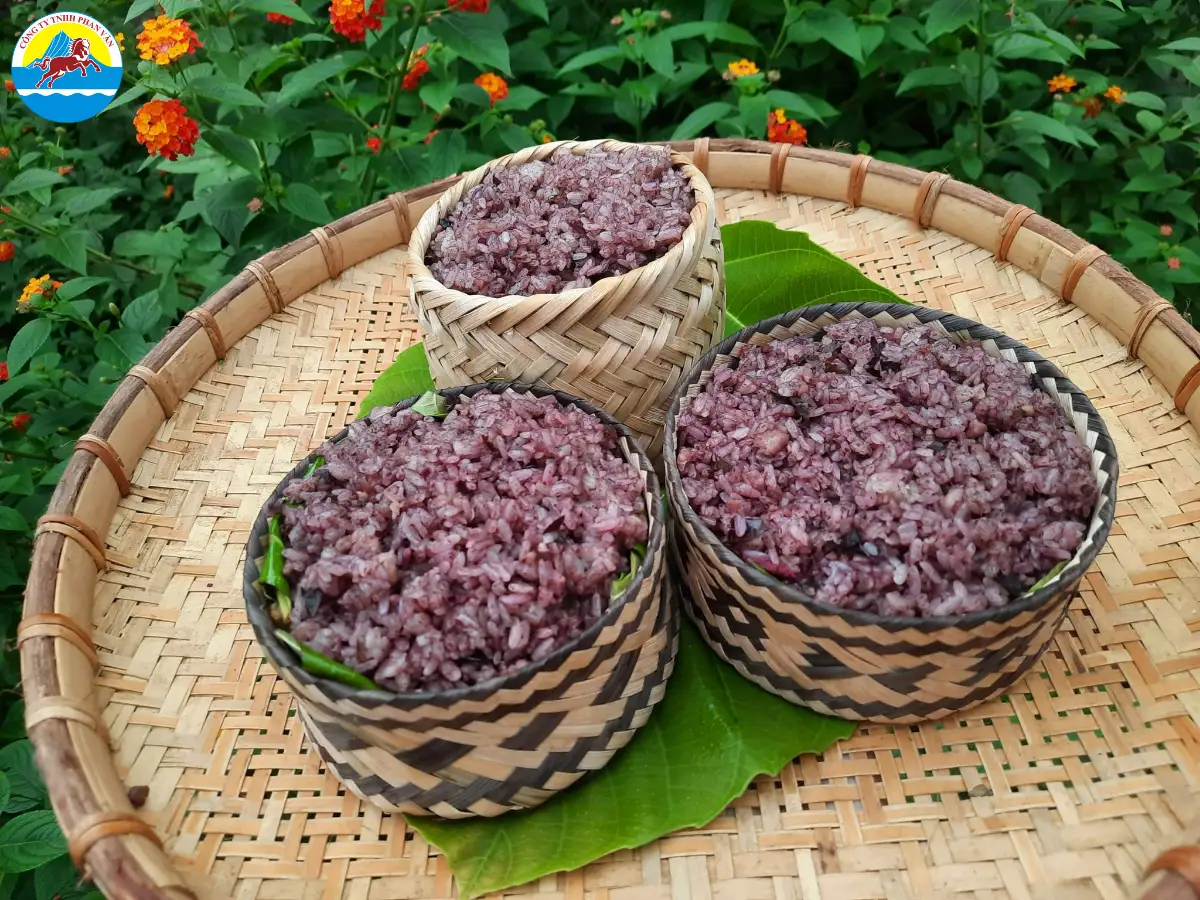 Cao Bằng tháng 4