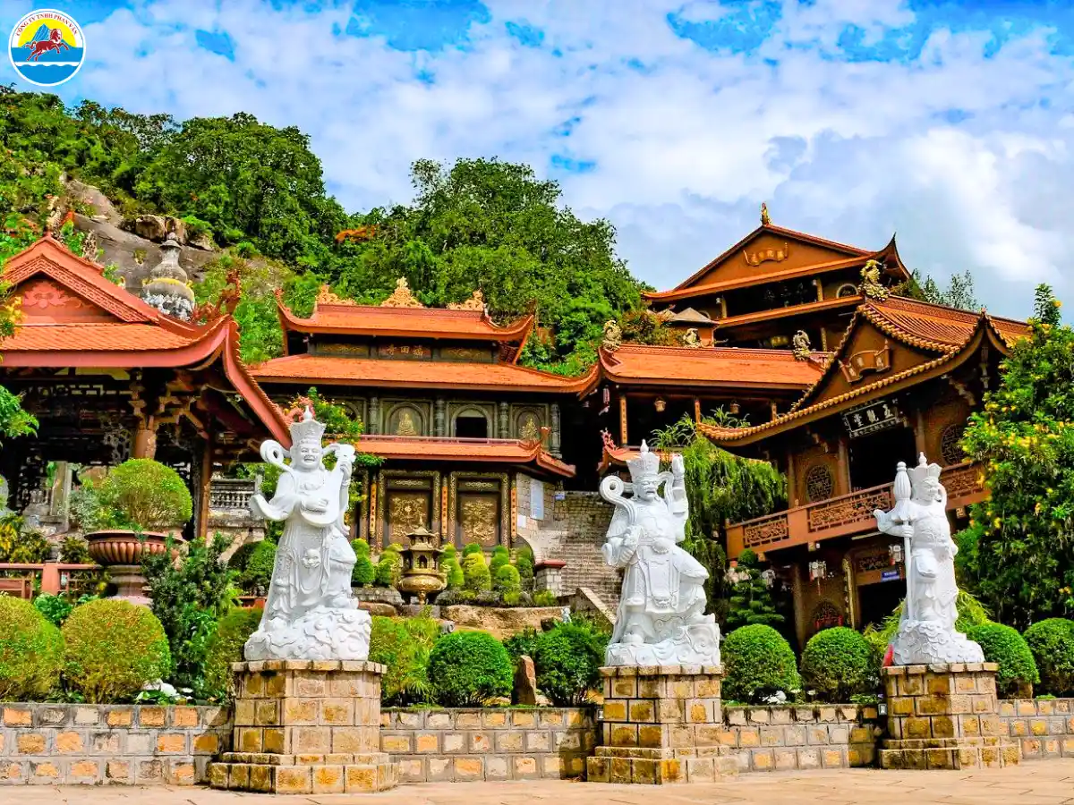 du lịch an giang châu đốc​