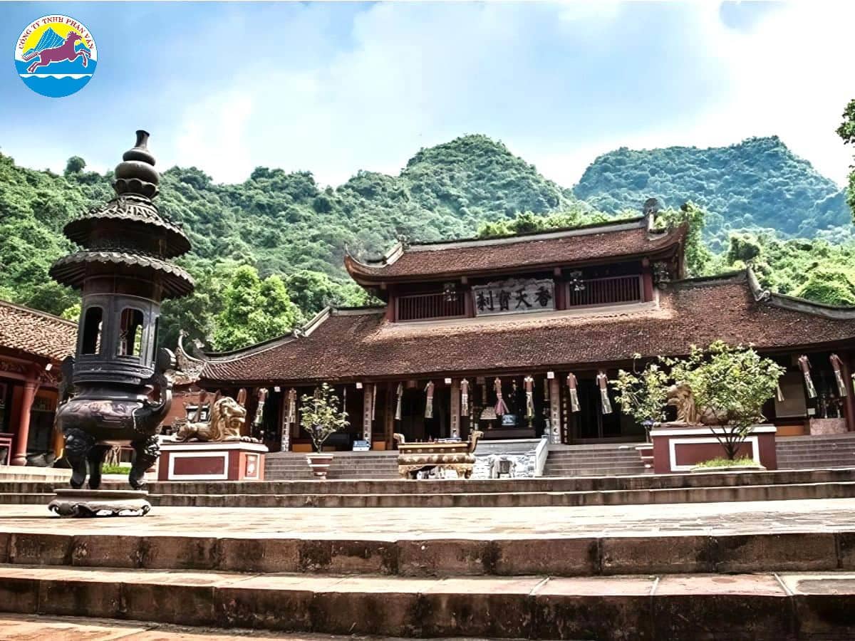 du lịch chùa hương tháng 10​