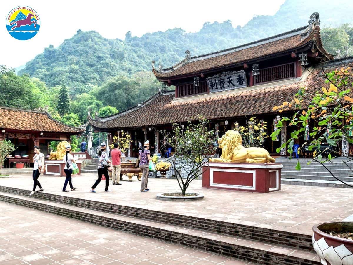du lịch chùa hương tháng 10