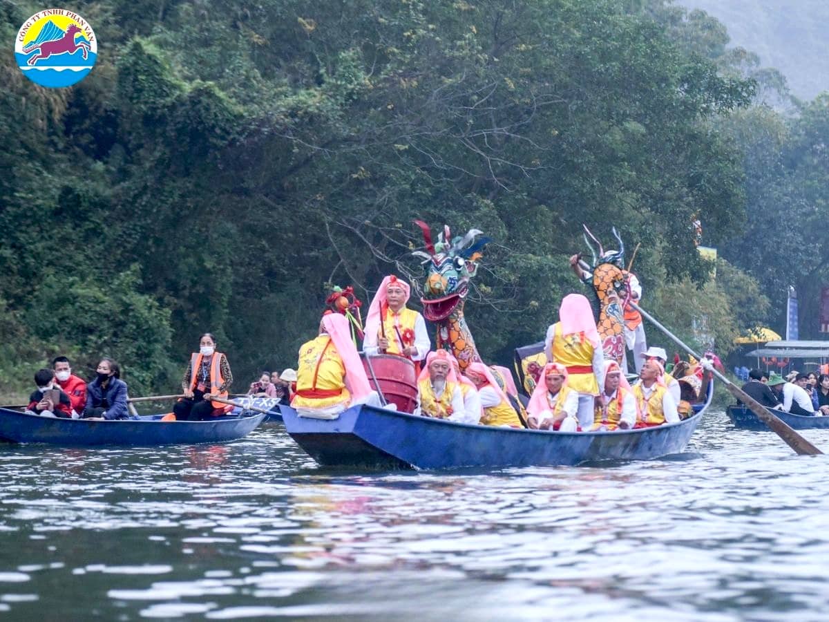 du lịch chùa hương tháng 10​