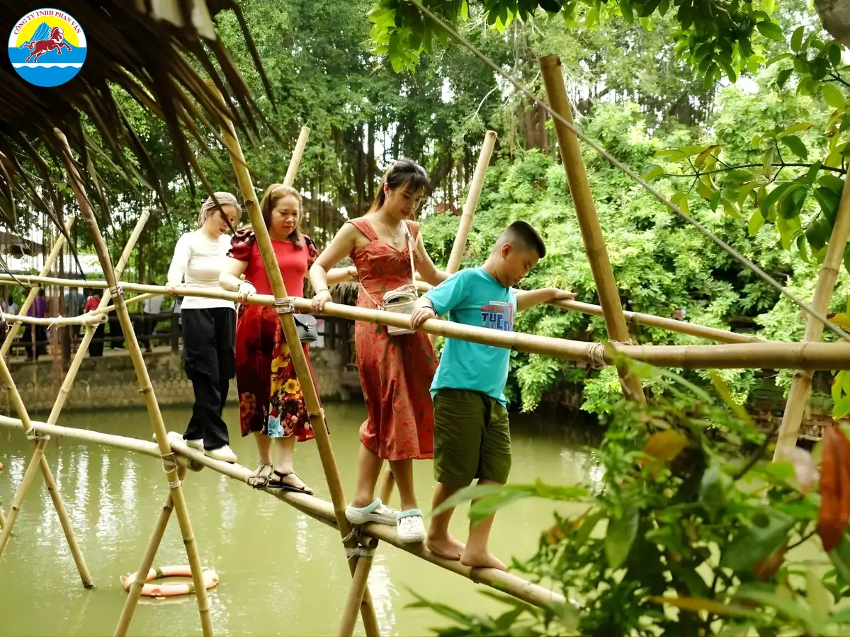 du lịch Cồn Phụng tự túc​