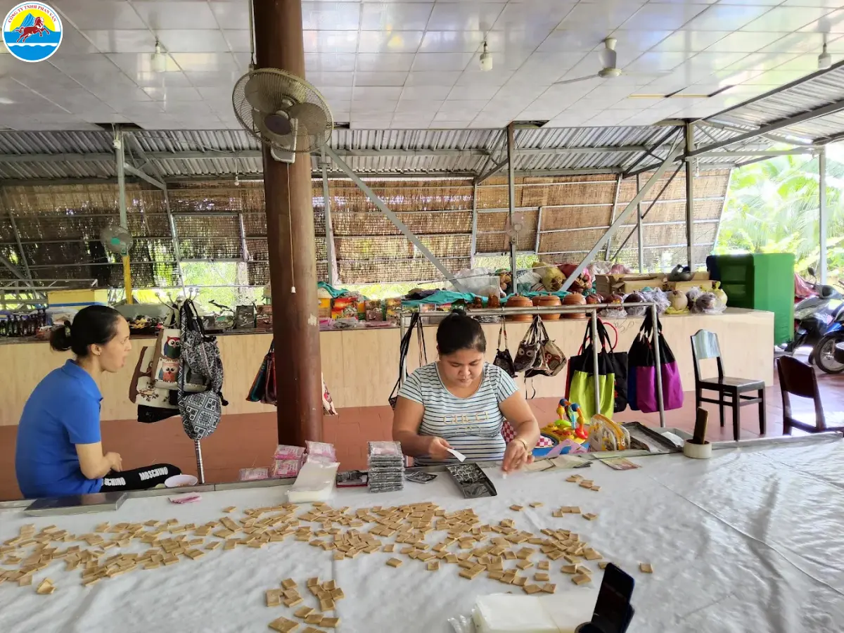 du lịch cồn phụng bến tre tự túc