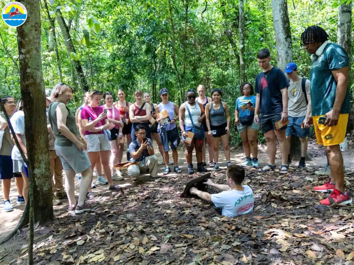 tour du lịch địa đạo củ chi 1 ngày