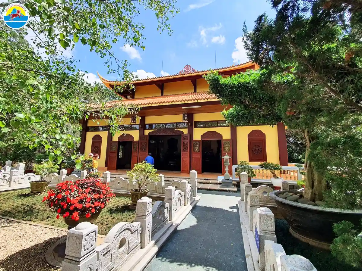 tour đà lạt cho người lớn tuổi​