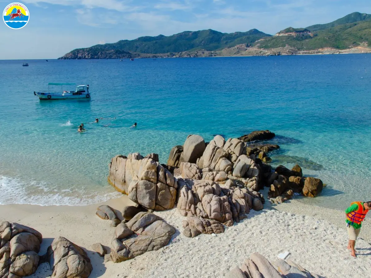 kinh nghiệm du lịch bình ba​
