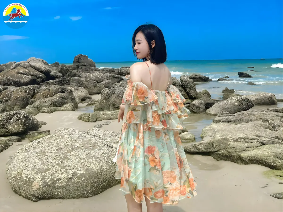 du lịch Quan Lạn