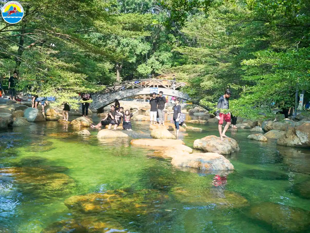 địa điểm du lịch ở dĩ an bình dương