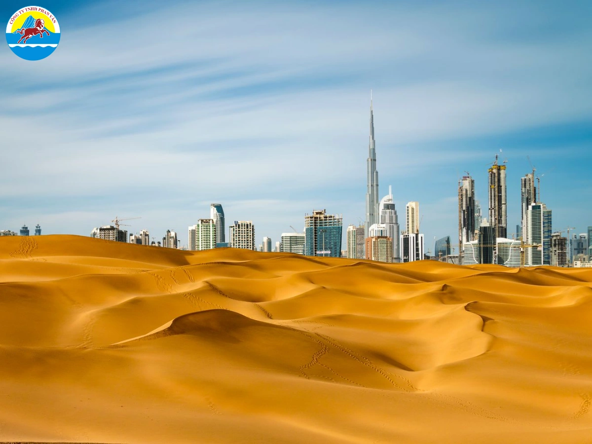 Trời quang đãng và khô ráo là đặc trưng nổi bật của Dubai trong tháng 10