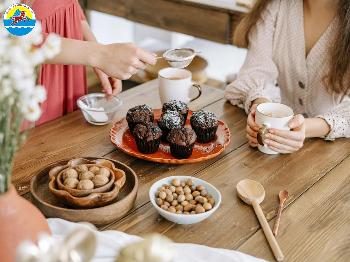 Thưởng thức văn hóa trà chiều Kaffee und Kuchen