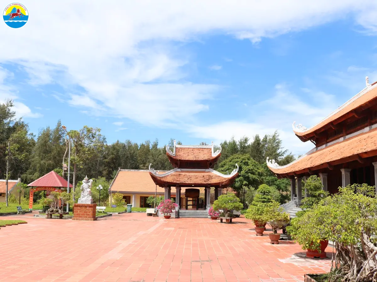 du lịch duyên hải trà vinh​