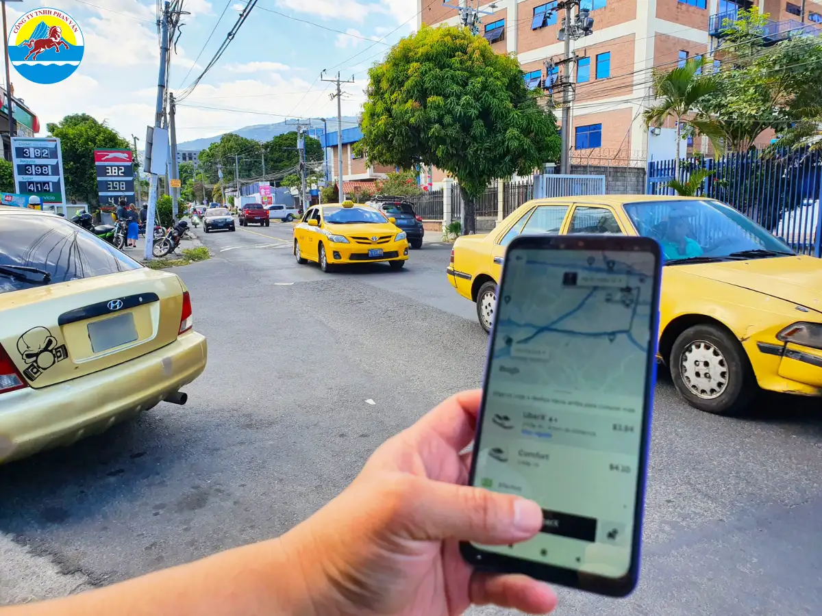 Du khách đến El Salvador thường sử dụng Uber để gọi xe