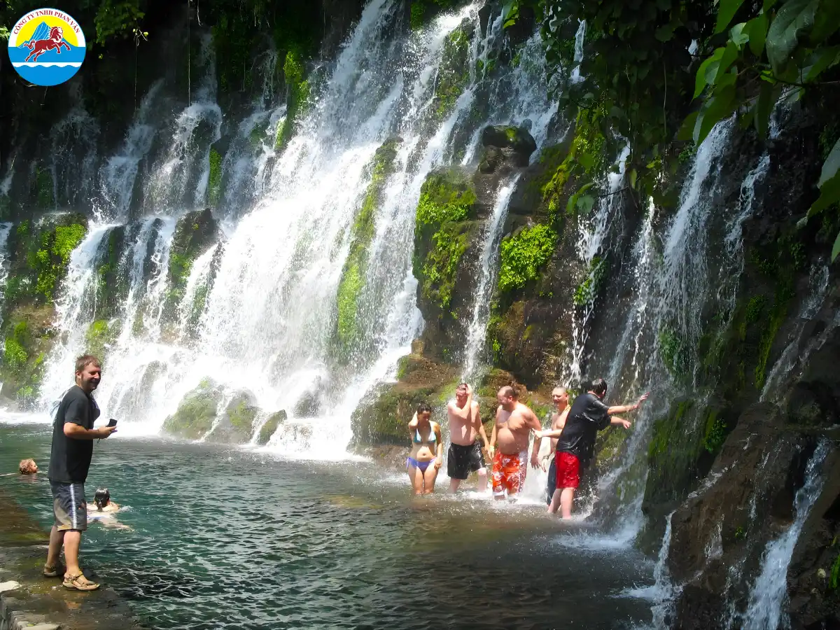 Thác nước Chorros de la Calera