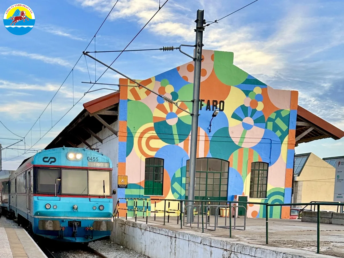 Ga tàu Faro