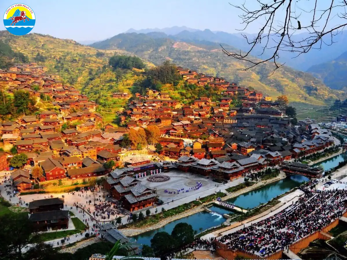 Phan Văn Travel là đơn vị tổ chức tour du lịch Giang Tây Trung Quốc chuyên nghiệp