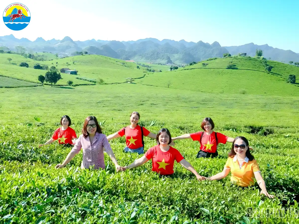 Lần đầu đến Hạ Hòa, đặt tour là cách tiết kiệm