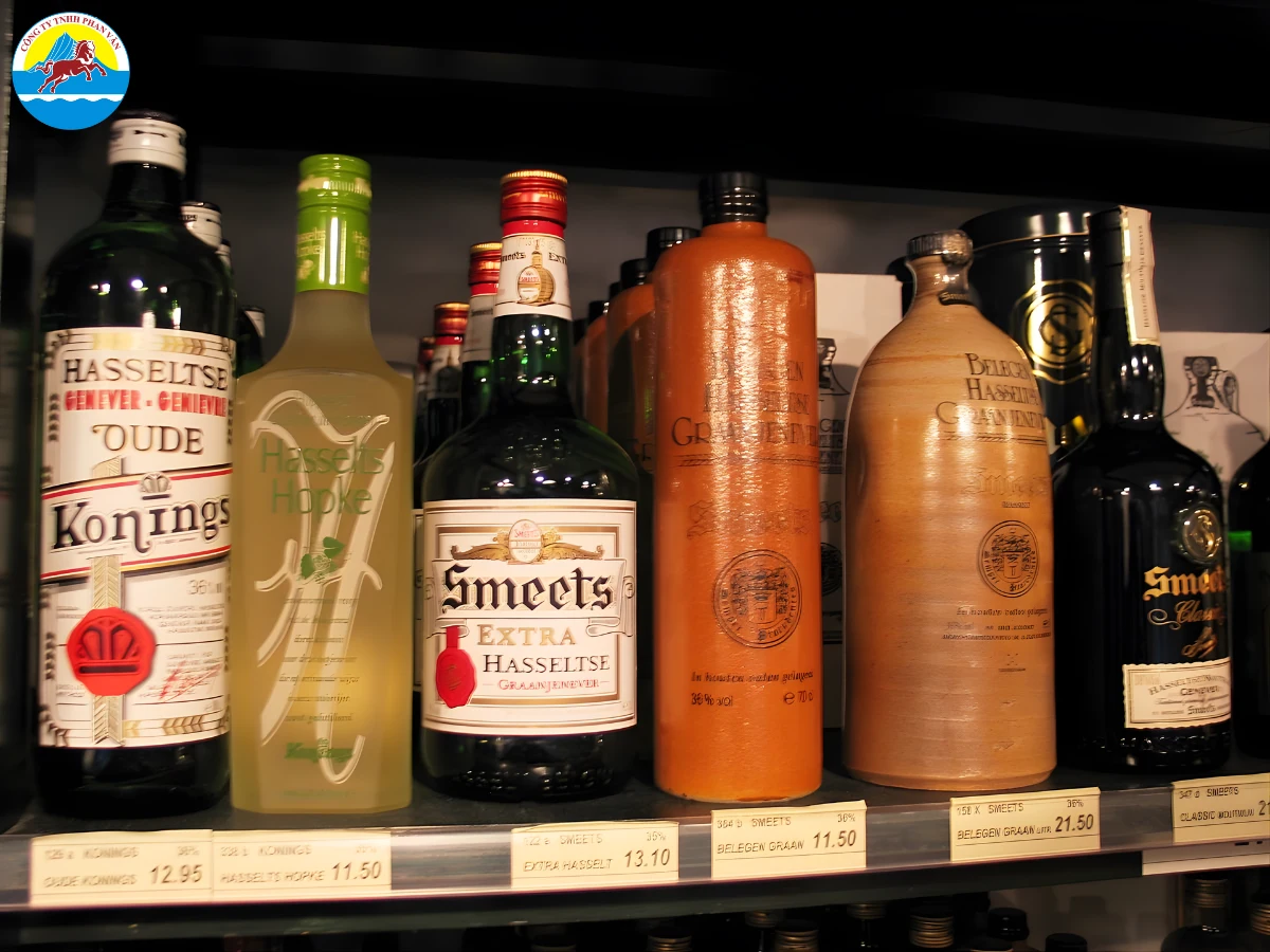 Rượu Jenever (Genever)