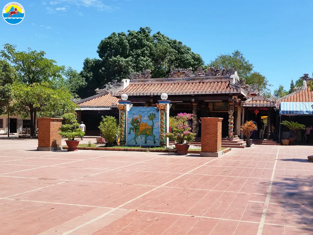 hàm tân có gì chơi