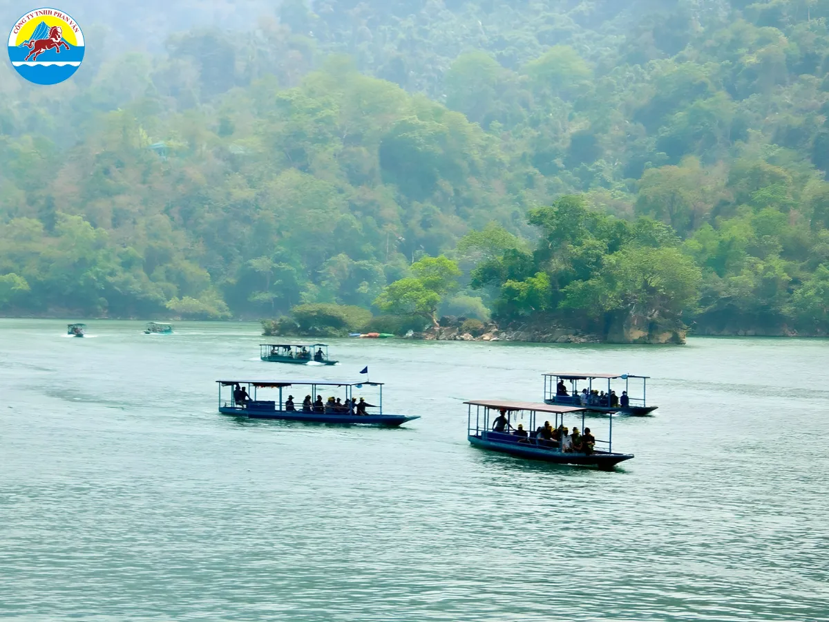 du lịch Hồ Ba Bể