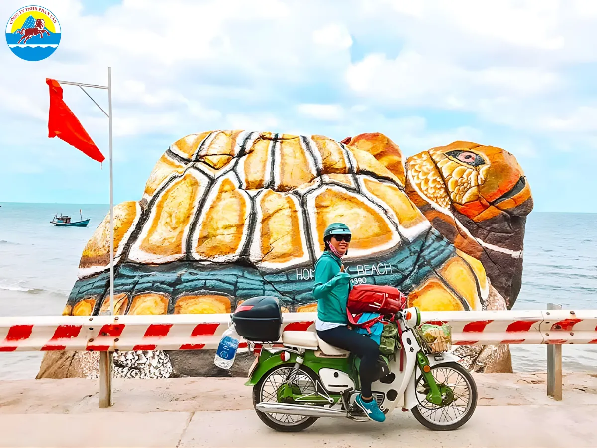 Có thể thuê xe máy tại Hòn Sơn