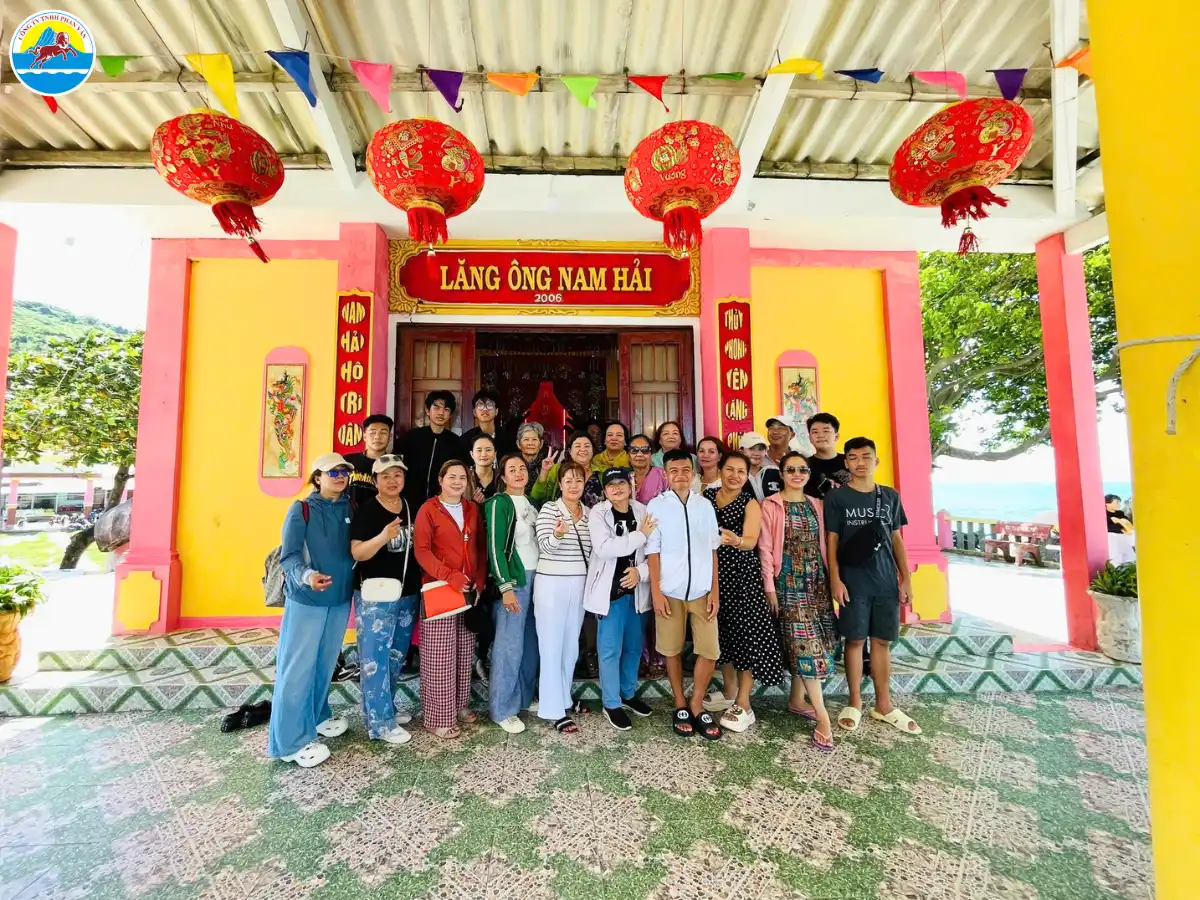 du lịch hòn sơn​