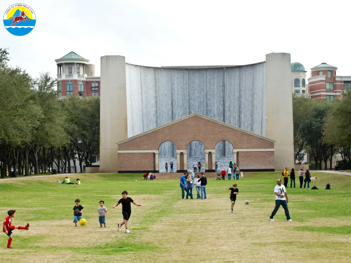 Công viên Thác nước Gerald D. Hines