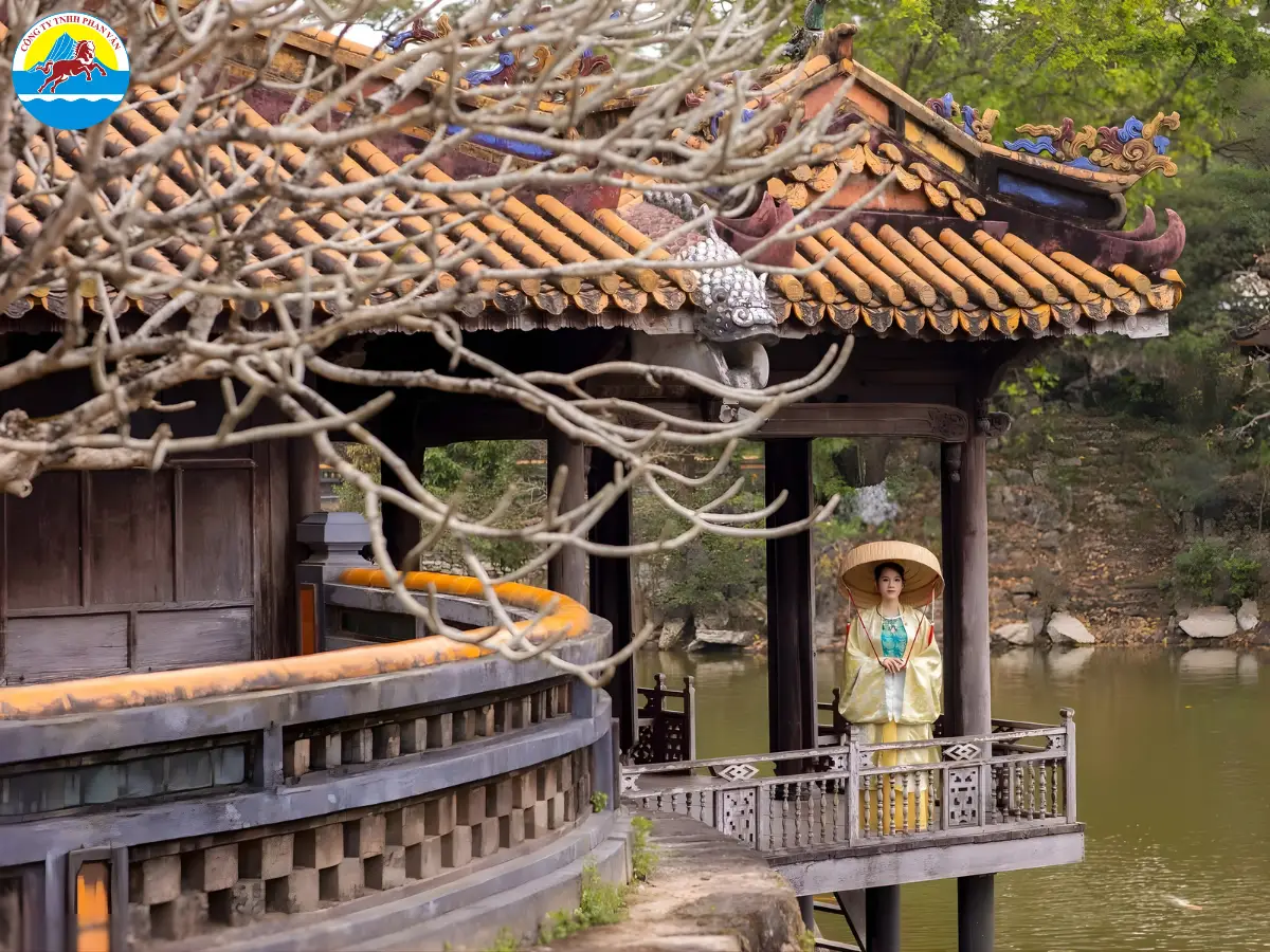 du lịch Huế tháng 10
