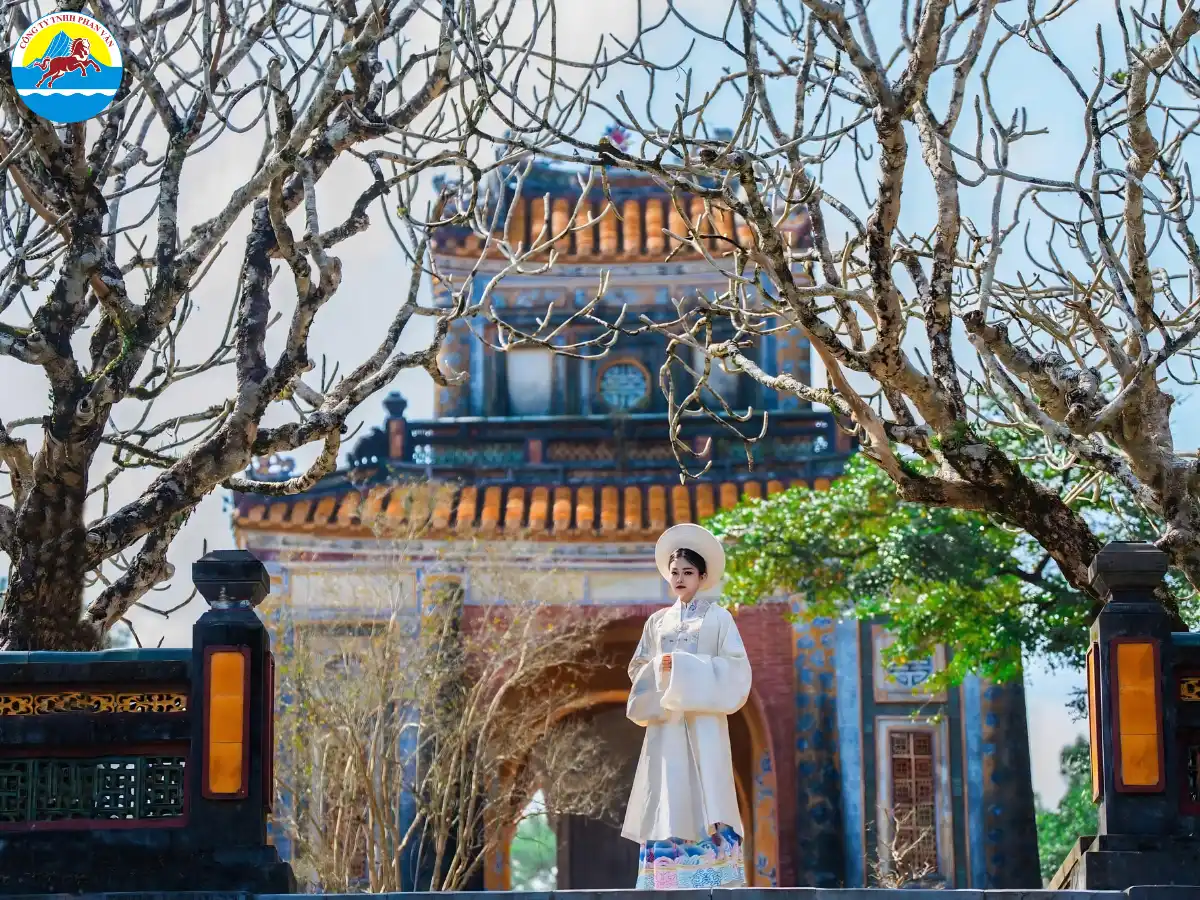 du lịch Huế tháng 11