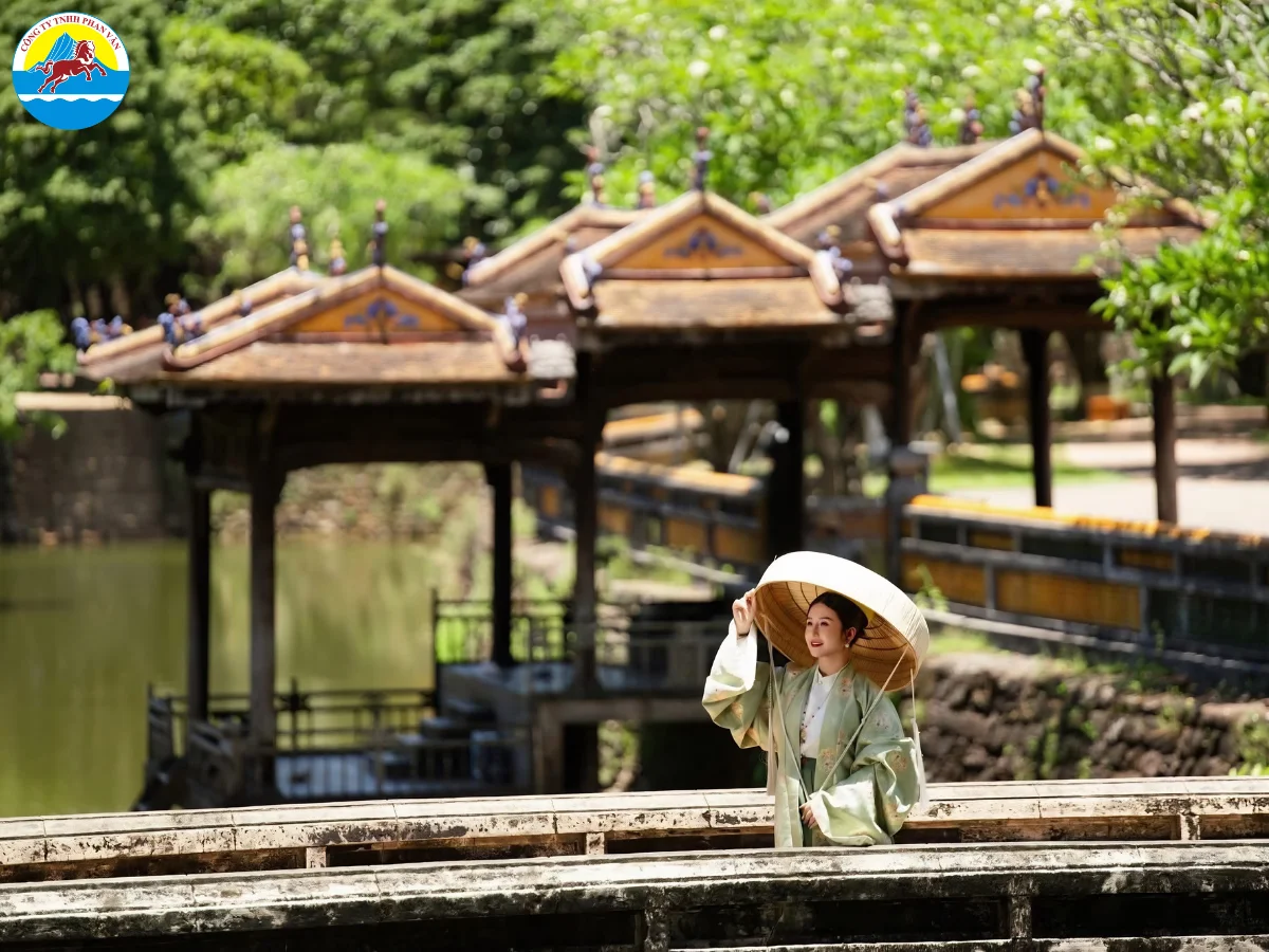 du lịch Huế tháng 11