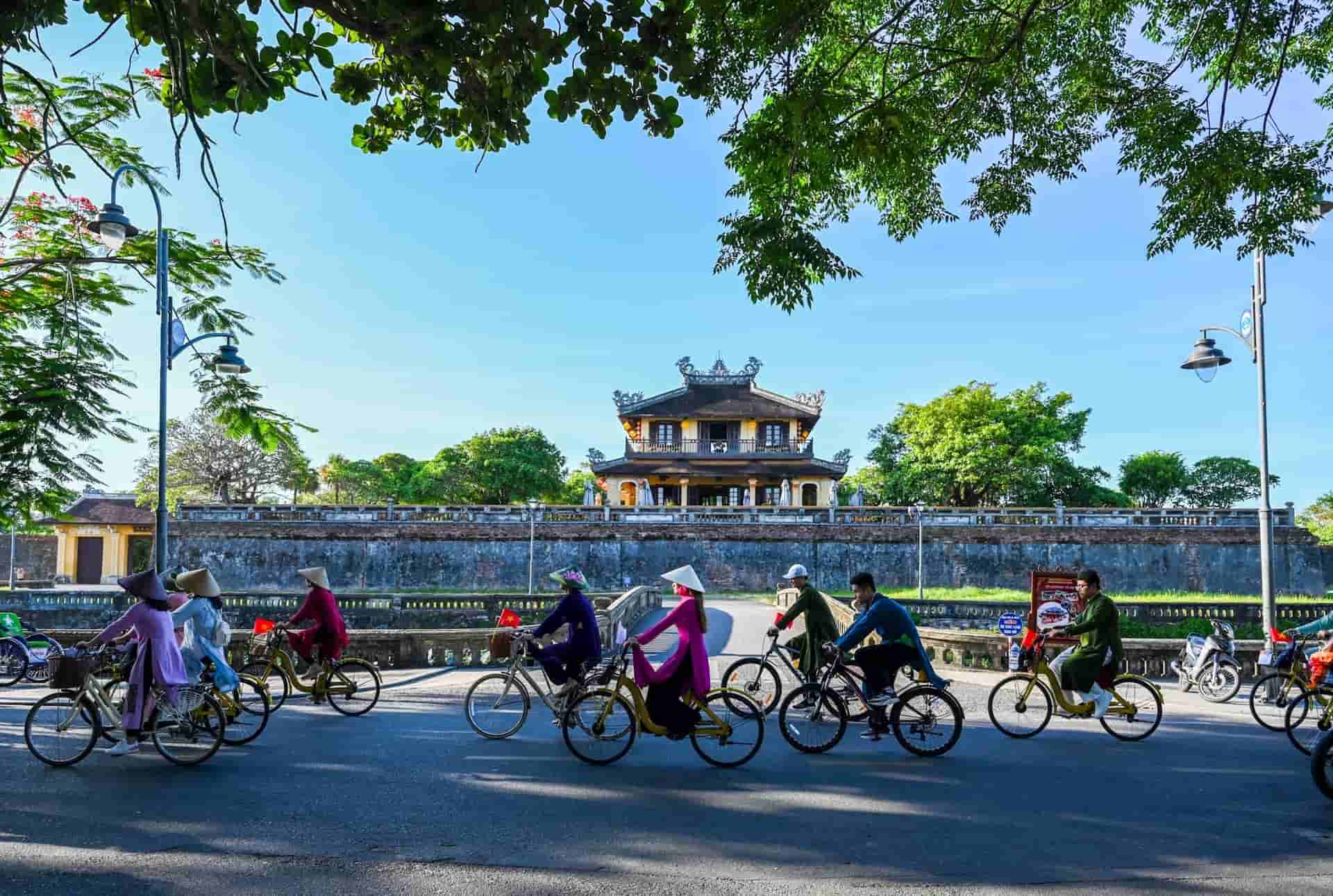 Du lịch Huế tự túc