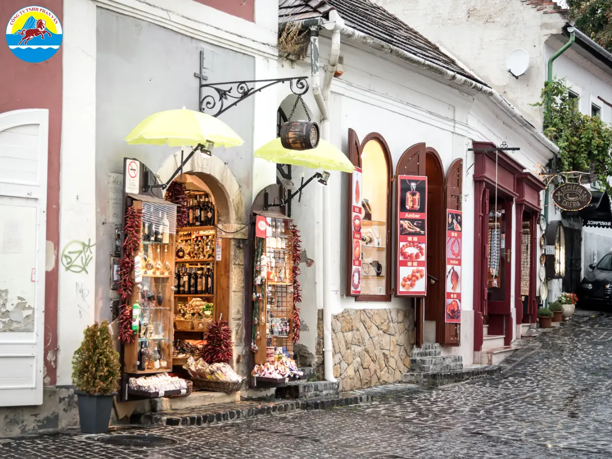 Thăm các thị trấn nghệ thuật ven sông