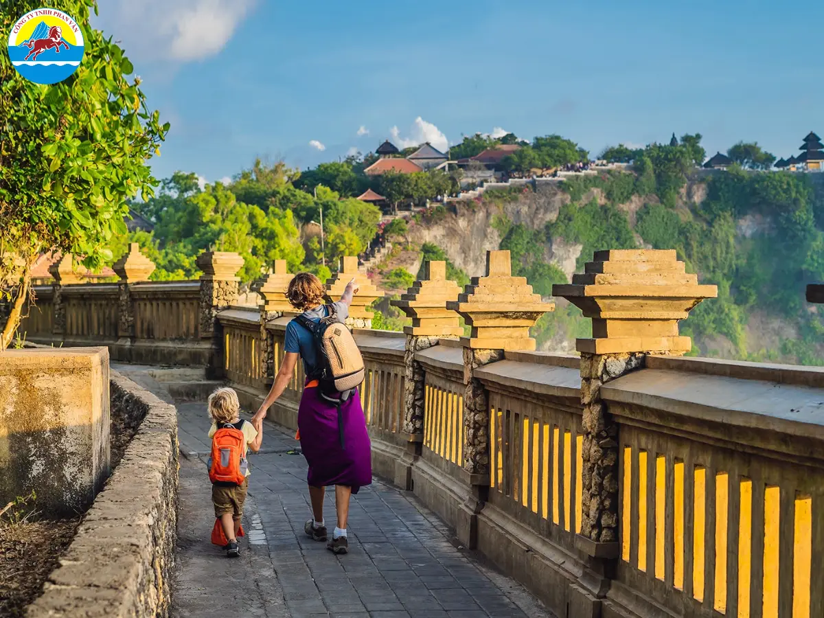 Các tour của Phan Văn Travel được thiết kế khoa học giúp tiết kiệm thời gian di chuyển